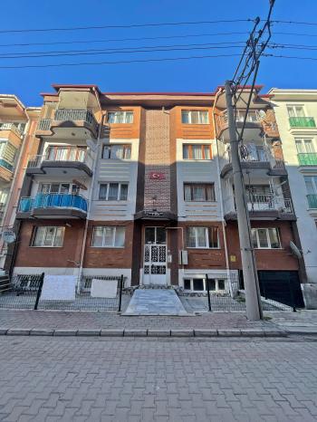 AFYON ÜÇOK EMLAKTAN KAYADİBİ MAH KİRALIK 3+1 DAİRE