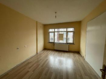 AFYON ÜÇOK EMLAKTAN CUMHURİYET MAH 3+1 DAİRE 