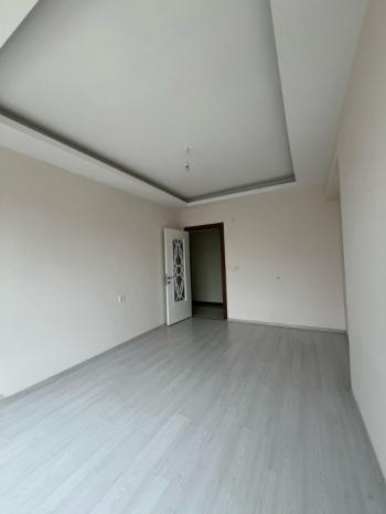 AFYON ÜÇOK EMLAKTAN ALİ İHSAN PAŞA MAH SATILIK LÜKS 3+1 DAİRE