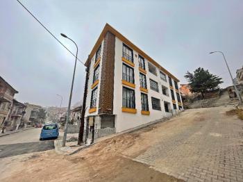 AFYON ÜÇOK EMLAKTAN YARENLER MAH SATILK 3+1 SIFIR DAİRE 
