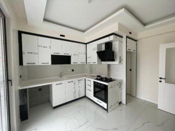 AFYON ÜÇOK EMLAKTAN YARENLER MAH SATILK 3+1 SIFIR DAİRE 
