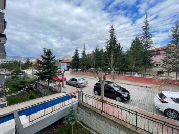 AFYON ÜÇOK EMLAKTAN ESENTEPE MAH KİRALIK 3+1 ARAKAT DAİRE 