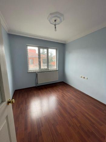 AFYON ÜÇOK EMLAKTAN ESENTEPE MAH KİRALIK 3+1 ARAKAT DAİRE 