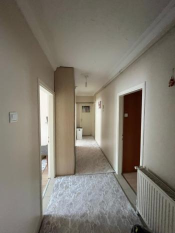 AFYON ÜÇOK EMLAKTAN CUMHURİYET  MAH DA SATILIK 3+1 DAİRE