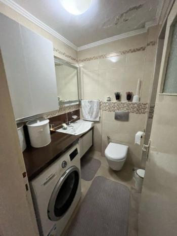 AFYON ÜÇOK EMLAKTAN CUMHURİYET  MAH DA SATILIK 3+1 DAİRE