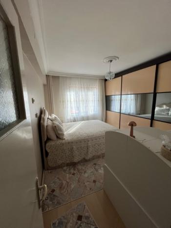 AFYON ÜÇOK EMLAKTAN CUMHURİYET  MAH DA SATILIK 3+1 DAİRE