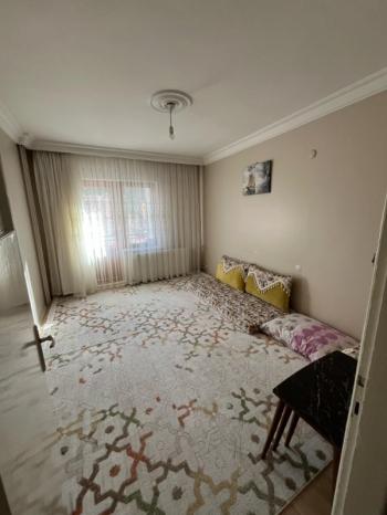 AFYON ÜÇOK EMLAKTAN CUMHURİYET  MAH DA SATILIK 3+1 DAİRE