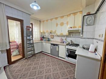 AFYON ÜÇOK EMLAKTAN HARBİŞ KOCATEPE MAH SATILIK TEMİZ BAKIMLI 3+1 DAİRE
