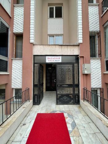 AFYON ÜÇOK EMLAKTAN HARBİŞ KOCATEPE MAH SATILIK TEMİZ BAKIMLI 3+1 DAİRE