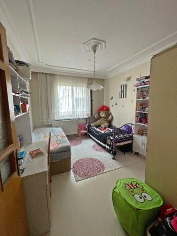 AFYON ÜÇOK EMLAKTAN HARBİŞ KOCATEPE MAH SATILIK TEMİZ BAKIMLI 3+1 DAİRE