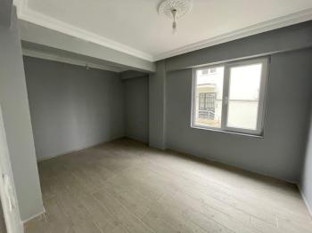 AFYON ÜÇOK EMLAKTAN MAREŞAL F ÇAKMAK MAH SATILIK 3 YAŞINDA 3+1 DAİRE