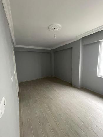 AFYON ÜÇOK EMLAKTAN MAREŞAL F ÇAKMAK MAH KİRALIK 3 YAŞ 3+1 DAİRE