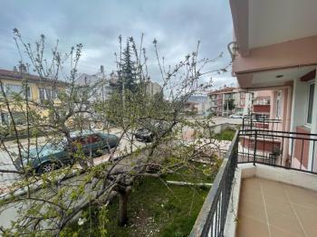 AFYON ÜÇOK EMLAKTAN ESENTEPE MAH SATILIK 2+1 KÖŞE KONUM DAİRE