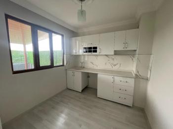 AFYON ÜÇOK EMLAKTAN SALAR KSB KONYAYOLU CİVARI 319M² ARSA İÇİNDE 1+1 HOBİ EVİ