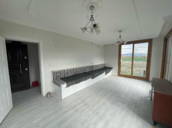 AFYON ÜÇOK EMLAKTAN SALAR KSB KONYAYOLU CİVARI 319M² ARSA İÇİNDE 1+1 HOBİ EVİ