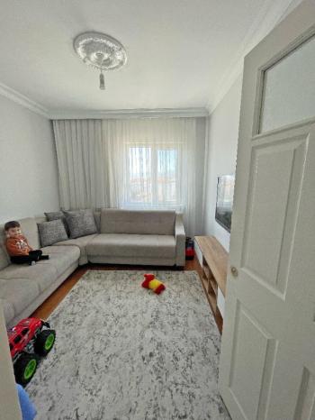 AFYON ÜÇOK EMLAKTAN MAREŞAL F ÇAKMAK MAH SATILIK KÖŞE 3+1 DAİRE