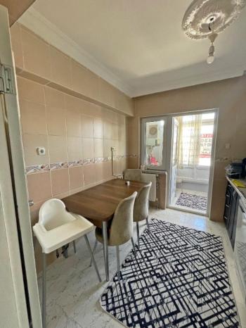 AFYON ÜÇOK EMLAKTAN MAREŞAL F ÇAKMAK MAH SATILIK KÖŞE 3+1 DAİRE
