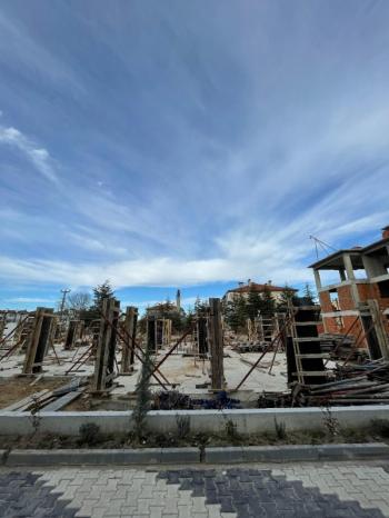 AFYON ÜÇOK EMLAKTAN MAREŞAL DE SATILIK YAPIM AŞAMASINDA 3+1 SIFIR ARAKAT DAİRE