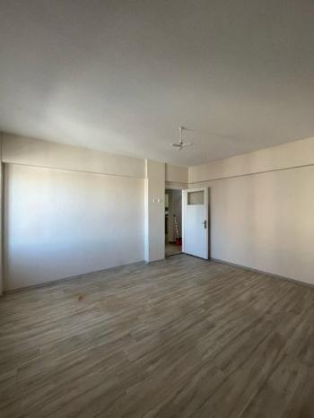 AFYON ÜÇOK EMLAKTAN DUMLUPINAR MAH KİRALIK 2+1 ARAKAT DAİRE