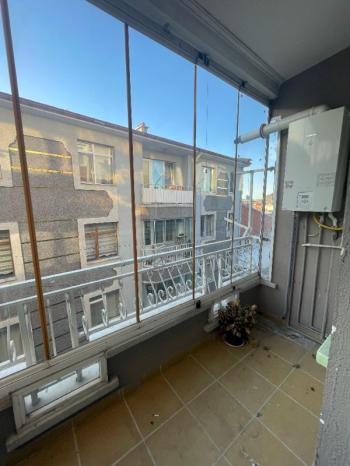 AFYON ÜÇOK EMLAKTAN MECİDİYE MAH KİRALIK 3+1 ARAKAT BAKIMLI TEMİZ DAİRE