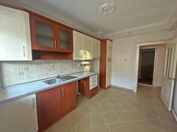 AFYON ÜÇOK EMLAKTAN MECİDİYE MAH KİRALIK 3+1 ARAKAT BAKIMLI TEMİZ DAİRE