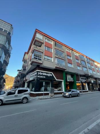 AFYON ÜÇOK EMLAKTAN MECİDİYE MAH KİRALIK 3+1 ARAKAT BAKIMLI TEMİZ DAİRE