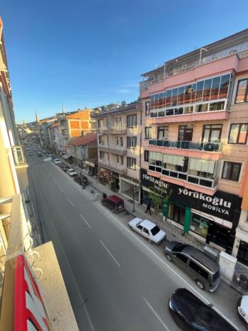 AFYON ÜÇOK EMLAKTAN MECİDİYE MAH KİRALIK 3+1 ARAKAT BAKIMLI TEMİZ DAİRE