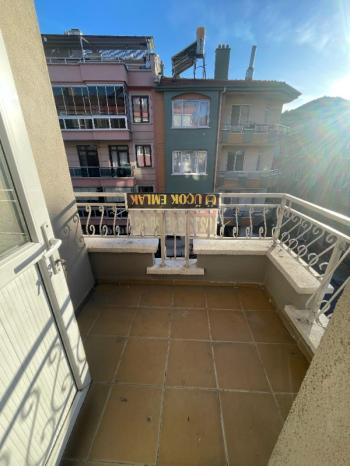 AFYON ÜÇOK EMLAKTAN MECİDİYE MAH KİRALIK 3+1 ARAKAT BAKIMLI TEMİZ DAİRE
