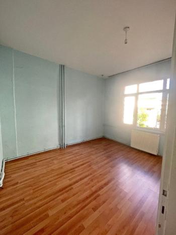 AFYON ÜÇOK EMLAKTAN CUMHURİYET MAH KİRALIK 3+1 ARAKAT DAİRE