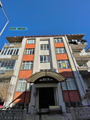 AFYON ÜÇOK EMLAKTAN CUMHURİYET MAH KİRALIK 3+1 ARAKAT DAİRE
