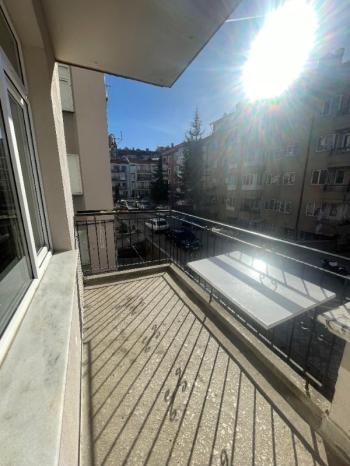AFYON ÜÇOK EMLAKTAN CUMHURİYET MAH KİRALIK 3+1 ARAKAT DAİRE
