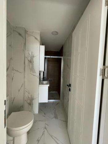 AFYON ÜÇOK EMLAKTAN KARŞIYAKA MAH SATILIK SIFIR LÜKS 2+1 DAİRE