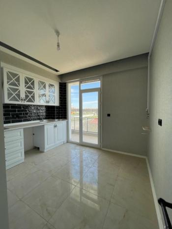 AFYON ÜÇOK EMLAKTAN KARŞIYAKA MAH SATILIK SIFIR LÜKS 2+1 DAİRE
