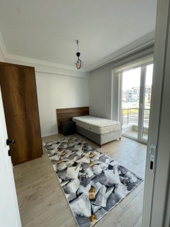 AFYON ÜÇOK EMLAKTAN SELÇUKLU MAH KİRALIK 1+1 EŞYALI LÜX DAİRE