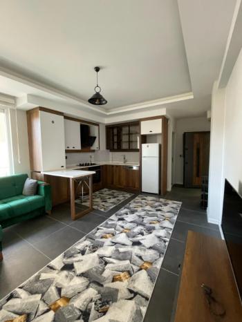 AFYON ÜÇOK EMLAKTAN SELÇUKLU MAH KİRALIK 1+1 EŞYALI LÜX DAİRE