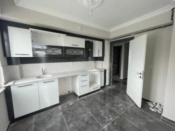 AFYON ÜÇOK EMLAKTAN MAREŞAL DE KİRALIK 2+1 ARAKAT SIFIR AYARINDA LÜX DAİRE