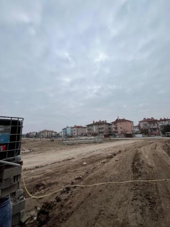 AFYON ÜÇOK EMLAKTAN VEYSEL KARANİ MAH KİRALIK 100M DÜKKAN