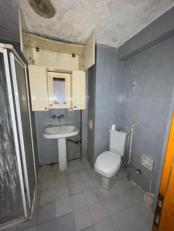 AFYON ÜÇOK EMLAKTAN İSTİKLAL MAH KİRALIK 3+1 ARAKAT DAİRE