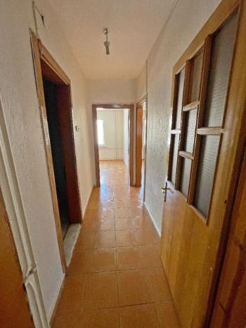 AFYON ÜÇOK EMLAKTAN İSTİKLAL MAH KİRALIK 3+1 ARAKAT DAİRE