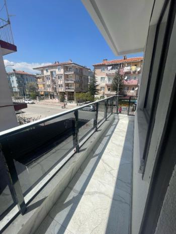 AFYON ÜÇOK EMLAKTAN HARBİŞ KOCATEPE MAH SATILIK SIFIR LÜX ARAKAT DAİRE