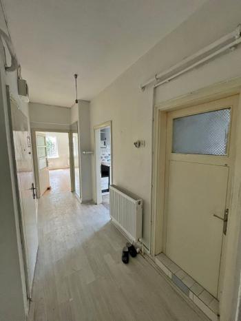 AFYON ÜÇOK EMLAKTAN CUMHURİYET  MAH DA KİRALIK 2+1 BAKIMLI DAİRE 