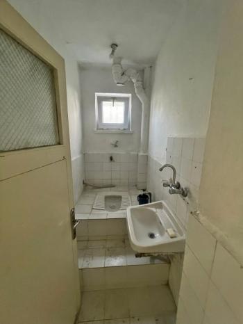 AFYON ÜÇOK EMLAKTAN CUMHURİYET  MAH DA KİRALIK 2+1 BAKIMLI DAİRE 