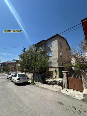 AFYON ÜÇOK EMLAKTAN MAREŞAL F ÇAKMAK MAH KİRALIK 2+1 DAİRE