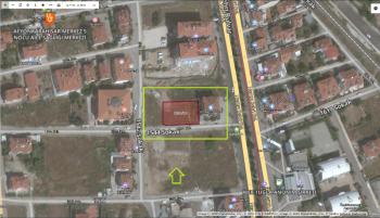 AFYON ÜÇOK EMLAKTAN OSMANGAZİ MAH DİYALİZ KARŞISI SATILIK 753M ARSA