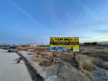 AFYON ÜÇOK EMLAKTAN MAREŞAL MAH DA SATILIK 3+1 TOPRAKTAN DAİRELER
