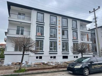 AFYON ÜÇOK EMLAKTAN KANLICA MAH. SATILIK SIFIR LÜKS ARAKAT 3+1 DAİRE