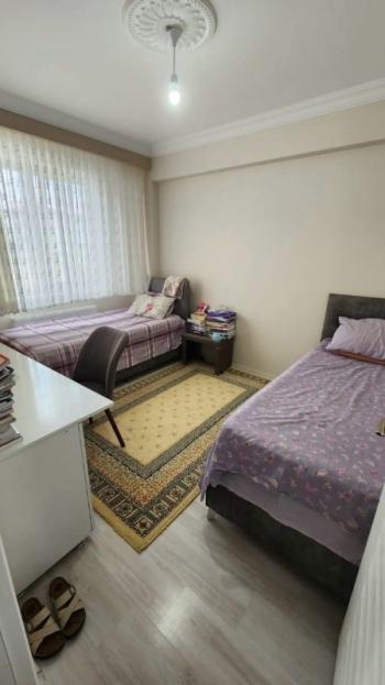 AFYON ÜÇOK EMLAKTAN MAREŞAL F ÇAKMAK MAH SATILIK 3+1 DAİRE TEMİZ SIFIR AYARINDA BAKIMLI DAİRE