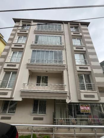 AFYON ÜÇOK EMLAKTAN İSTİKLAL MAH SATILIK 3+1 TEMİZ BAKIMLI DAİRE