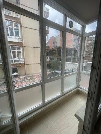 AFYON ÜÇOK EMLAKTAN GÜVENEVLER MAH KİRALIK 2+1 BAKIMLI GENİŞ DAİRE