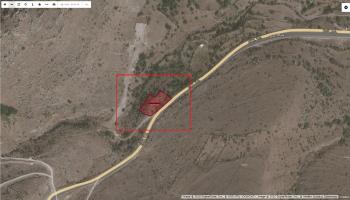 AFYON ÜÇOK EMLAKTAN KALECİK YOL ÜZERİ SATILIK 1.775M² BAĞ